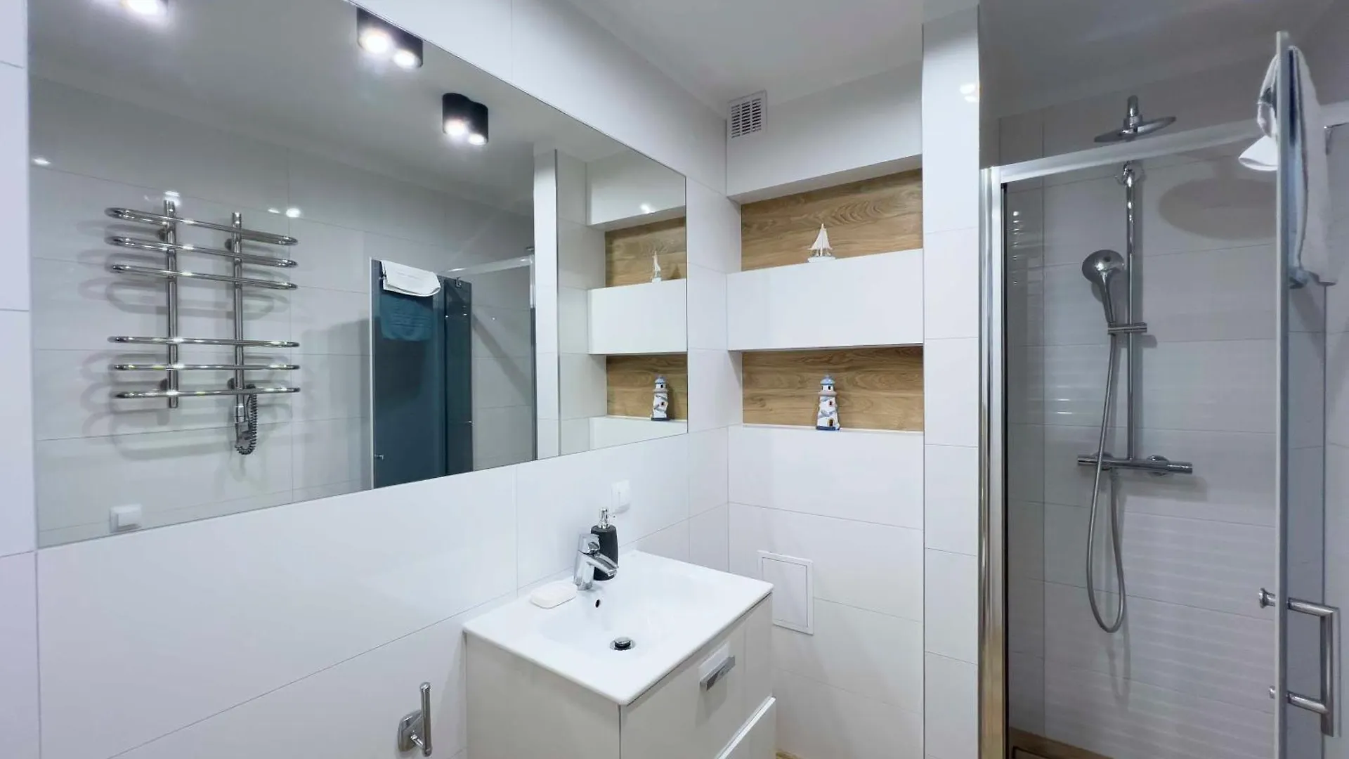 公寓 Apartamenty Economy W Porcie By Ms Pro 科沃布热格 波兰